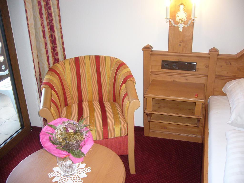 Alpenhotel Pfaffenwinkel Peiting Room photo