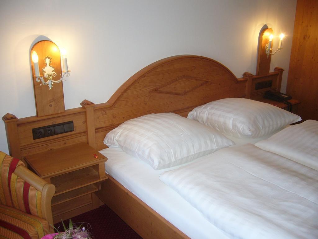 Alpenhotel Pfaffenwinkel Peiting Room photo