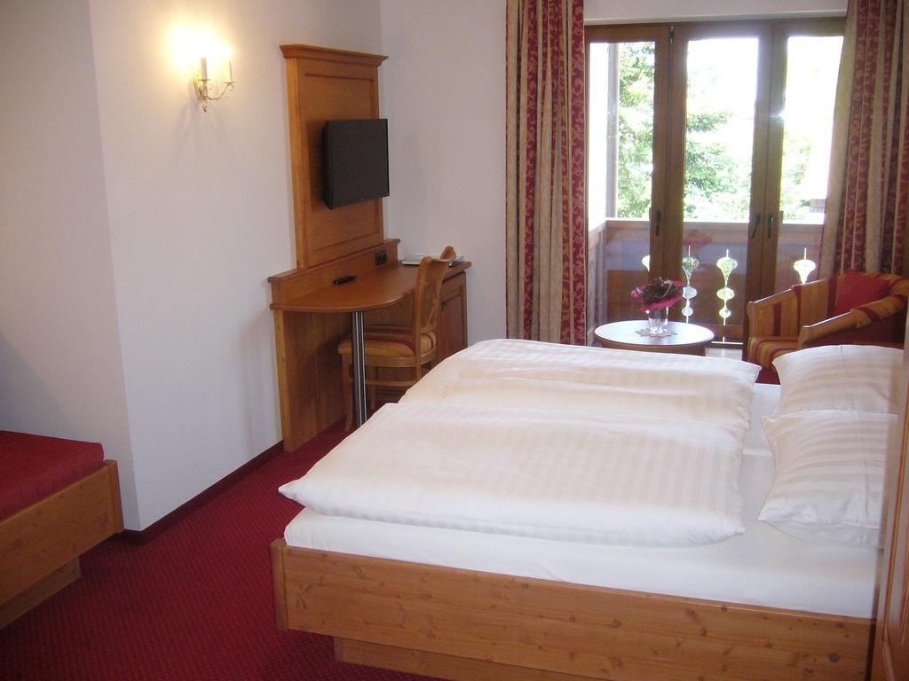 Alpenhotel Pfaffenwinkel Peiting Room photo